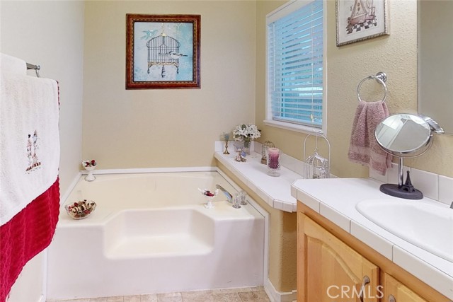 Detail Gallery Image 38 of 61 For 398 Stoneridge, Oroville,  CA 95966 - 3 Beds | 2 Baths