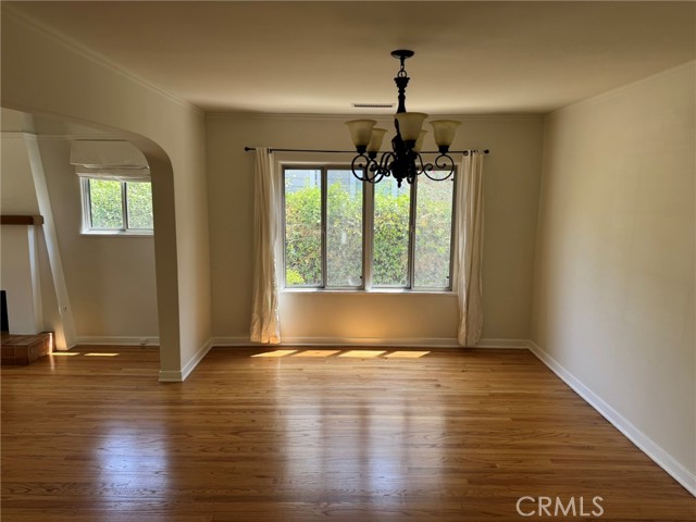 Detail Gallery Image 9 of 21 For 4313 Shadyglade Ave, Studio City,  CA 91604 - 3 Beds | 2 Baths