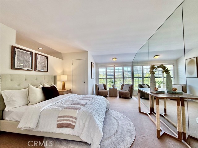 Detail Gallery Image 15 of 26 For 3884 Fredonia Dr #F,  Los Angeles,  CA 90068 - 2 Beds | 3 Baths