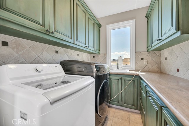 Detail Gallery Image 35 of 70 For 22166 W San Joaquin Dr, Canyon Lake,  CA 92587 - 5 Beds | 4/1 Baths