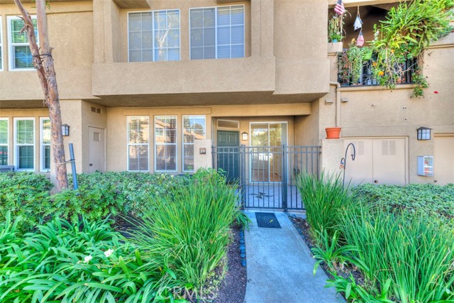 Detail Gallery Image 2 of 28 For 30 Fulmar Ln, Aliso Viejo,  CA 92656 - 2 Beds | 2/1 Baths