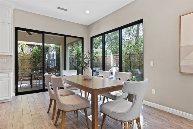 Detail Gallery Image 20 of 63 For 33 Castellana, Lake Forest,  CA 92630 - 4 Beds | 3 Baths