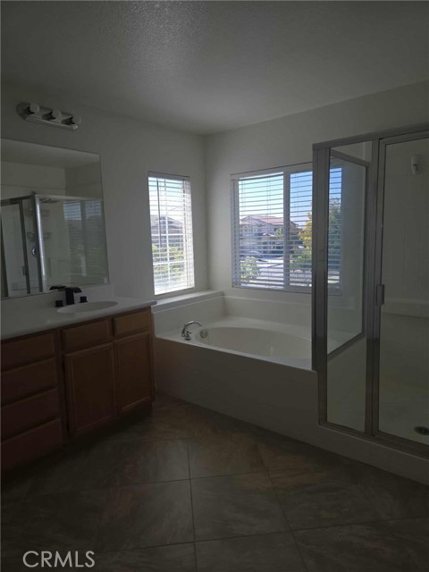 Detail Gallery Image 6 of 17 For 26470 Bay, Moreno Valley,  CA 92555 - 4 Beds | 3 Baths