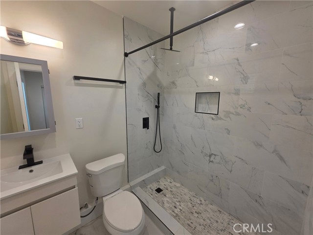 1204 E Avenue Q4, Palmdale CA: https://media.crmls.org/medias/4832805b-7681-4077-8c49-92ef0a353f0b.jpg