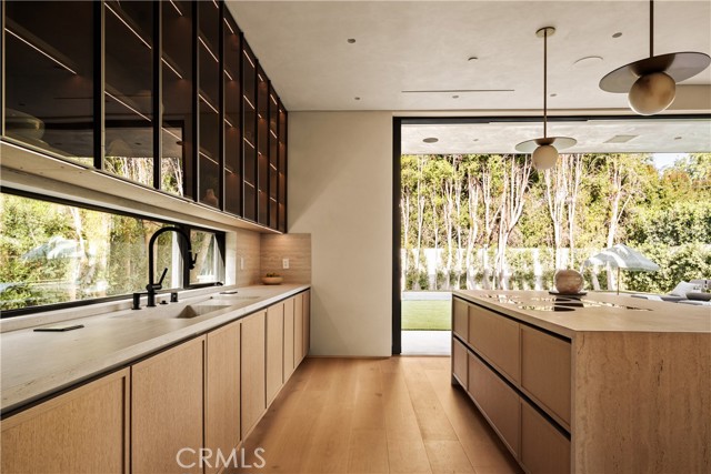 4724 Lemona Avenue, Sherman Oaks CA: https://media.crmls.org/medias/48338dca-696e-41cc-bd1e-a10f5b33928a.jpg