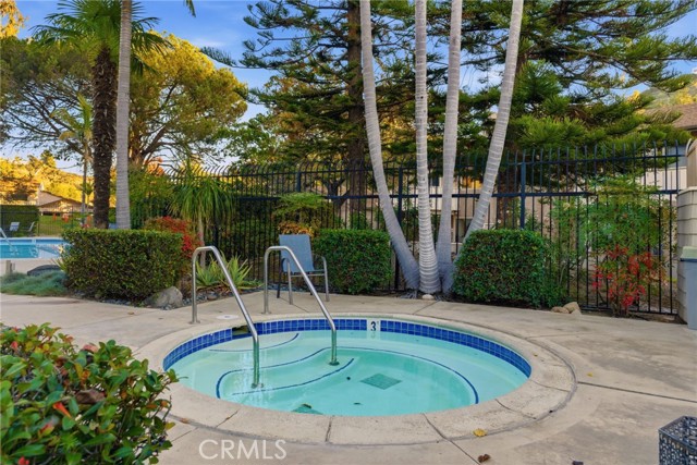 Detail Gallery Image 17 of 22 For 5617 Adobe Falls #C,  San Diego,  CA 92120 - 3 Beds | 2 Baths