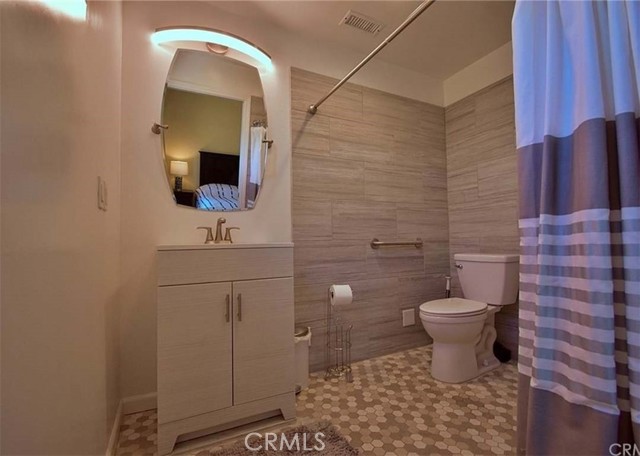 24272 Lysanda Drive, Mission Viejo CA: https://media.crmls.org/medias/48340235-9262-4bcb-8d61-b46f481bf557.jpg