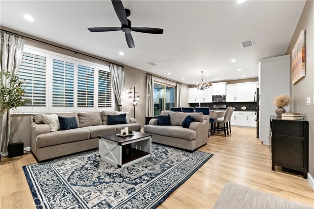 Detail Gallery Image 4 of 16 For 4301 San Miguel, Madera,  CA 93636 - 3 Beds | 2/1 Baths