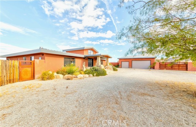 Detail Gallery Image 2 of 62 For 52550 Riverside Dr, Pioneertown,  CA 92268 - 2 Beds | 2 Baths