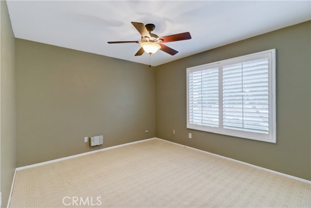 1946 Tamarack Lane, Hemet CA: https://media.crmls.org/medias/4835f008-1257-40ee-ae46-3c289f868a49.jpg