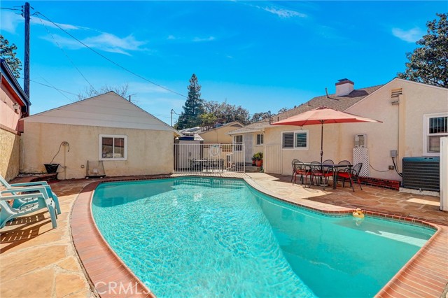 Detail Gallery Image 30 of 33 For 1350 Graynold Ave, Glendale,  CA 91202 - 3 Beds | 2 Baths