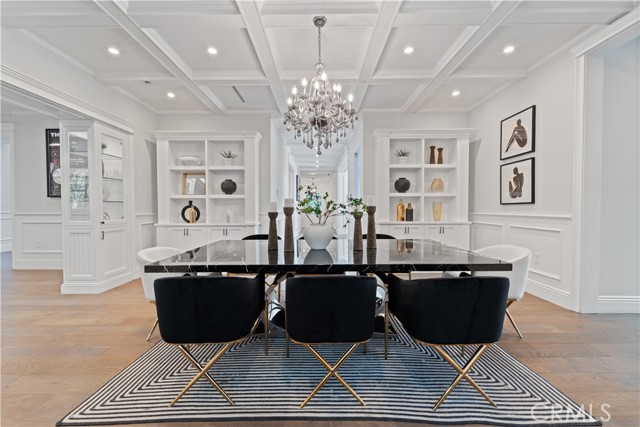 Detail Gallery Image 23 of 59 For 17528 Jayden Ln, Encino,  CA 91316 - 7 Beds | 10/1 Baths