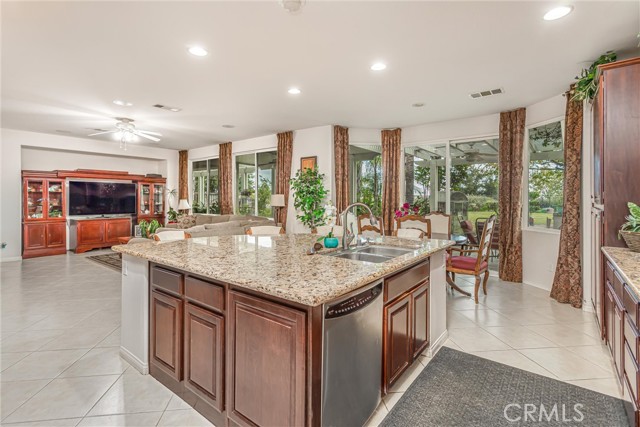 Detail Gallery Image 9 of 50 For 36301 Bay Hill Dr, Beaumont,  CA 92223 - 4 Beds | 3 Baths