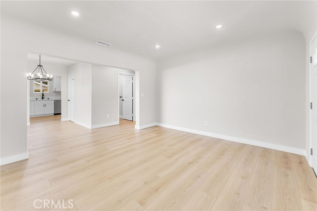 Detail Gallery Image 4 of 27 For 2802 Granada Ave, El Monte,  CA 91733 - 3 Beds | 2 Baths