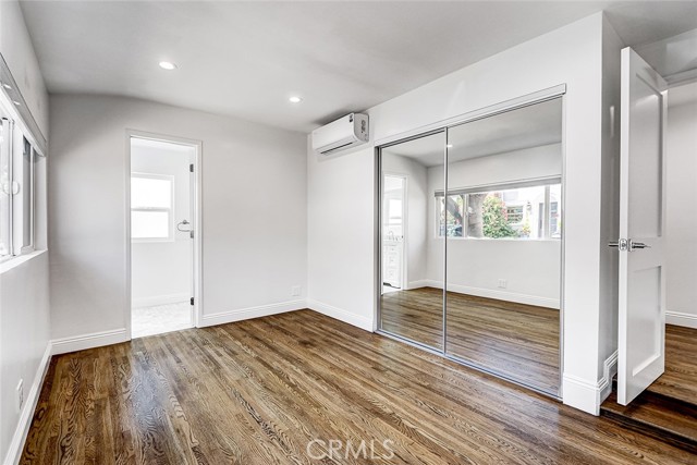 Detail Gallery Image 19 of 38 For 3010 Laurel Ave, Manhattan Beach,  CA 90266 - 4 Beds | 2 Baths