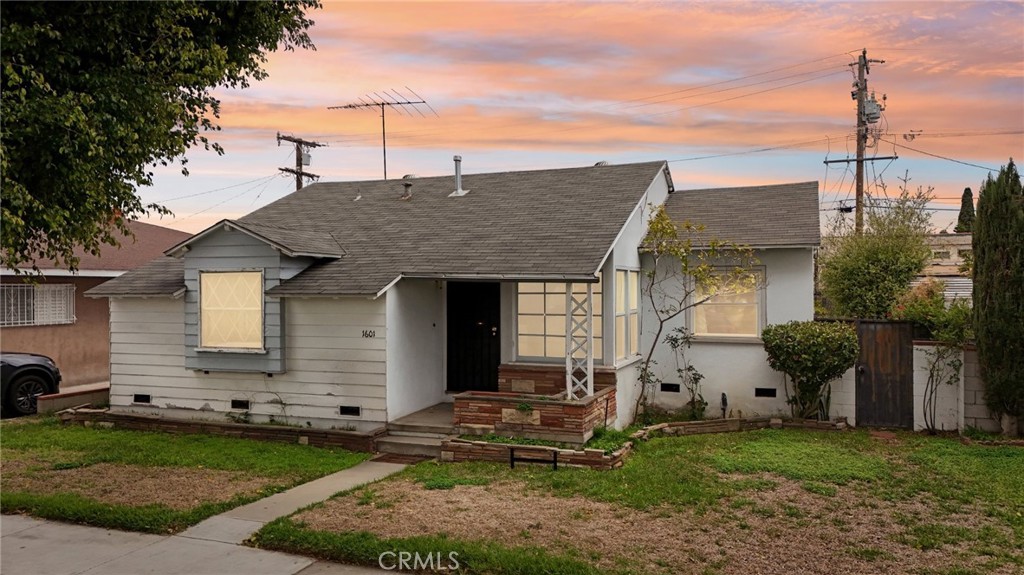 1601 W Los Angeles Avenue