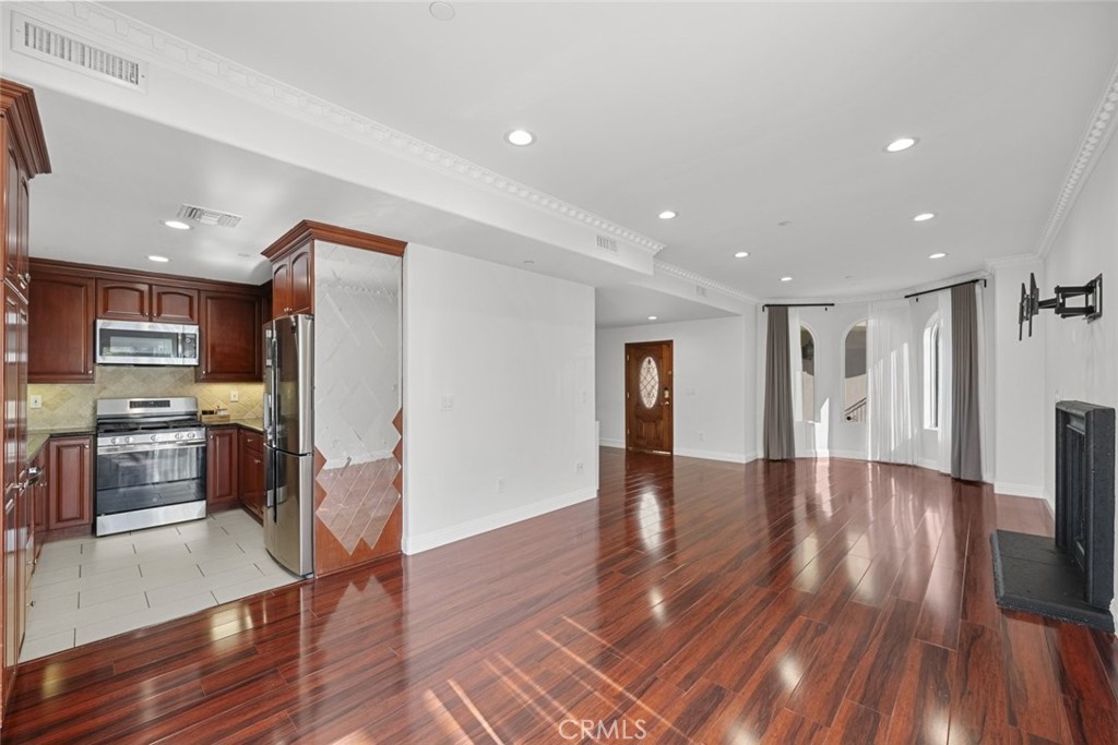 MLS #SR25258262 image #21