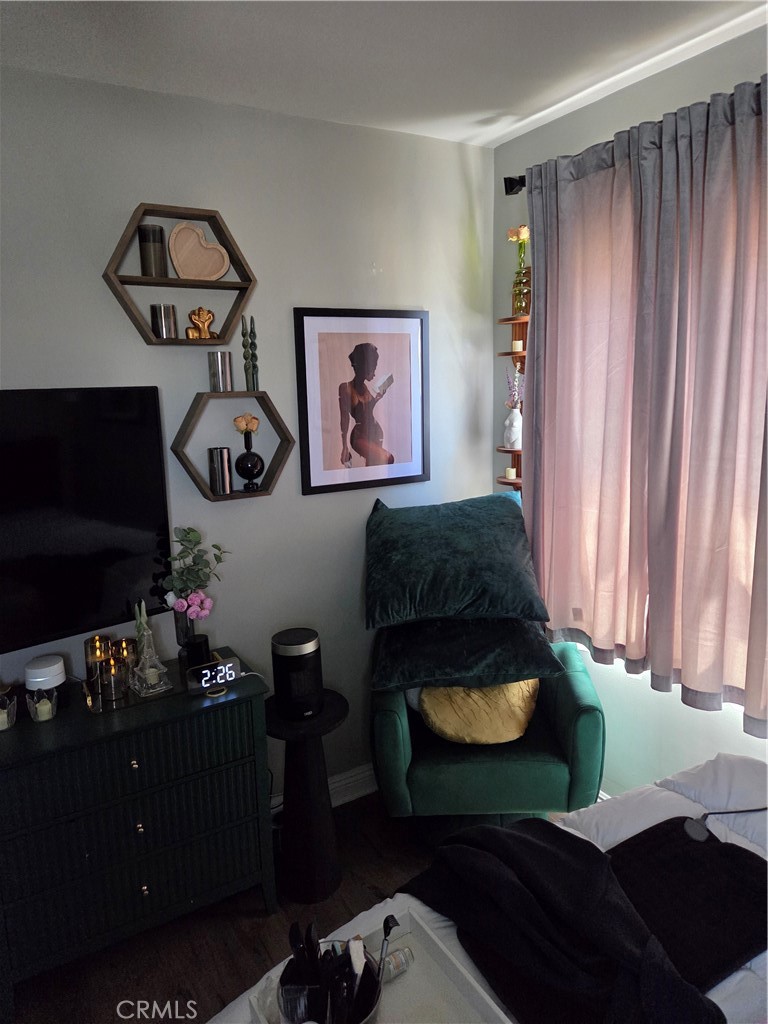 MLS #IV25108182 img 3