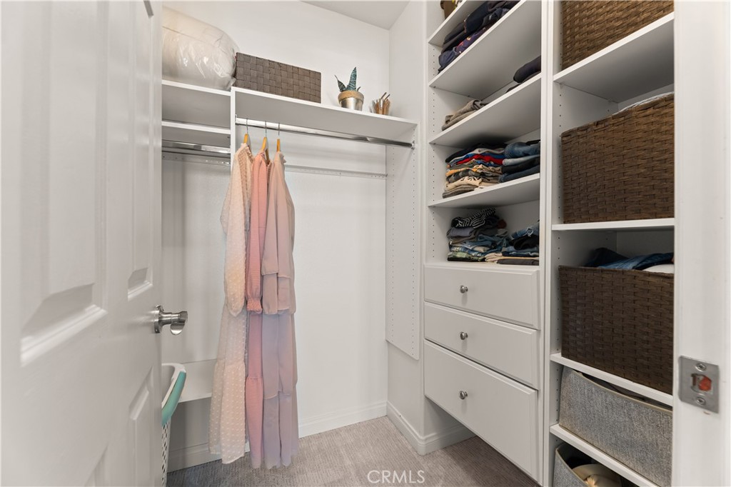 https://media.crmls.org/medias/483a1f59-accc-480a-a0b7-84b573a45954.jpg?preset=X-Large