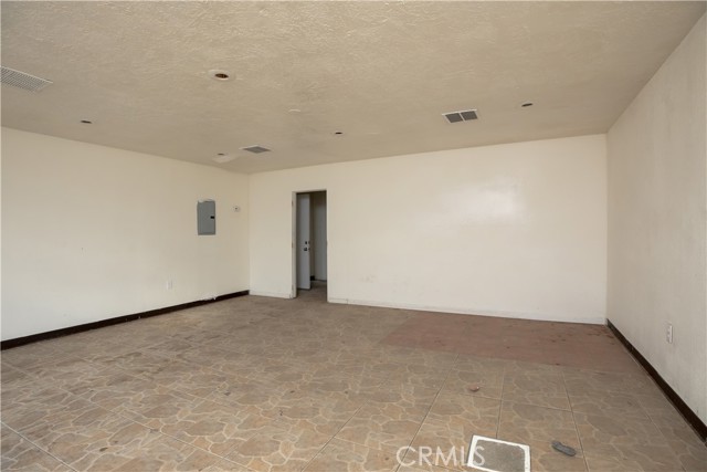 15623 Village Drive, Victorville, California 92394, ,Commercial Lease,For Rent,15623 Village Drive,CRWS23212400