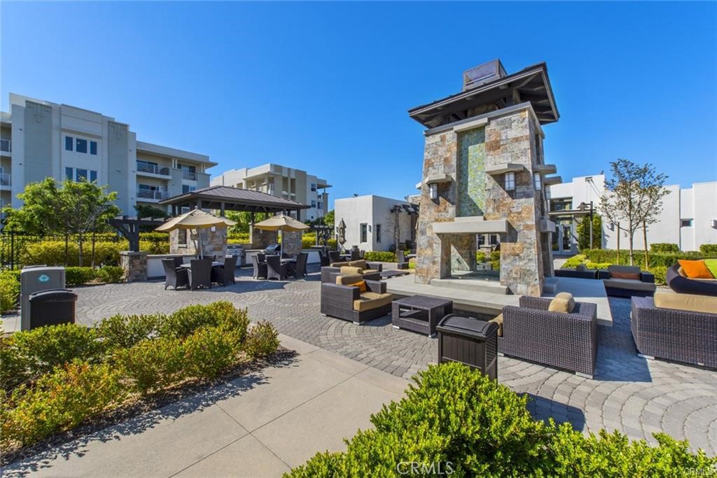 5550 Boardwalk 102