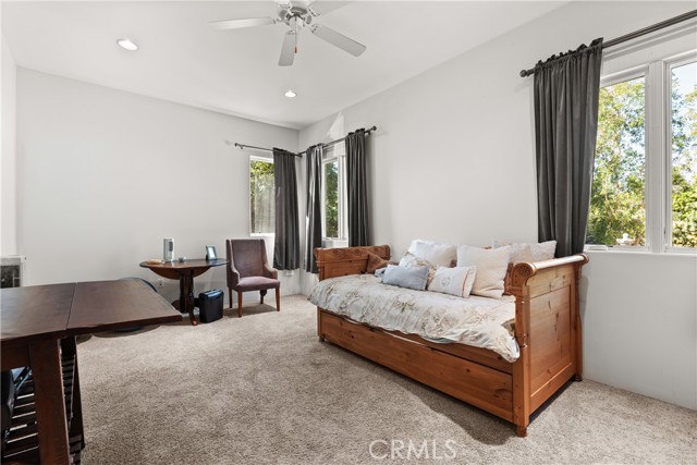 Detail Gallery Image 14 of 21 For 5150 Gloria Ave, Encino,  CA 91436 - 4 Beds | 4/1 Baths