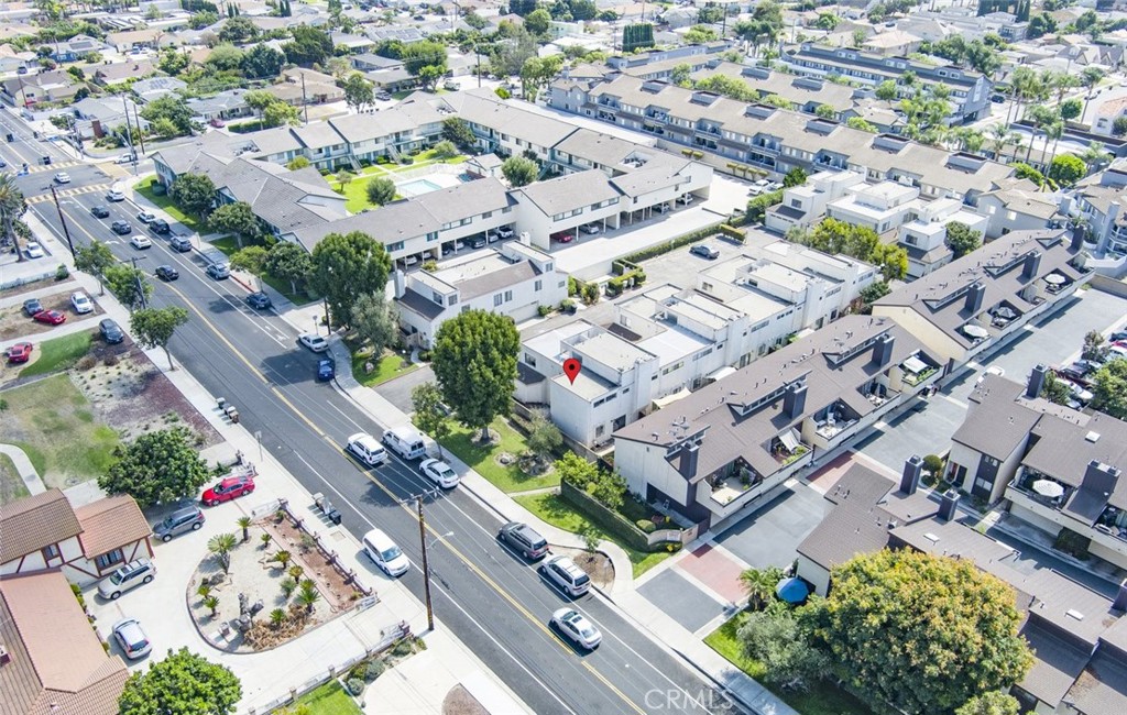 MLS #OC25231492 image #48