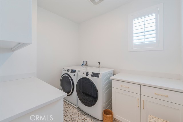 Detail Gallery Image 31 of 49 For 9672 Dawning Dr, Huntington Beach,  CA 92646 - 5 Beds | 4/1 Baths