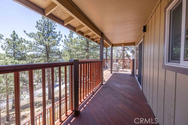 Detail Gallery Image 6 of 49 For 1262 Piney Ridge Pl, Fawnskin,  CA 92333 - 2 Beds | 2 Baths