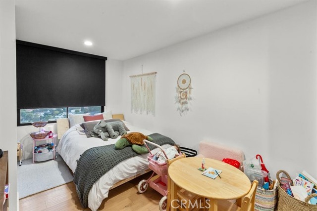 Detail Gallery Image 11 of 25 For 10501 Wilshire #2212,  Los Angeles,  CA 90024 - 2 Beds | 3 Baths