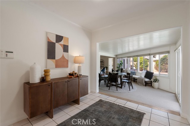 2370 Argonne Avenue, Long Beach CA: https://media.crmls.org/medias/483ce370-41d0-4934-84ff-ffa919cf539b.jpg