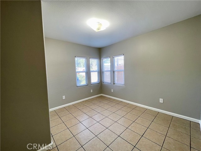 Detail Gallery Image 9 of 15 For 16773 Randall Ave a,  Fontana,  CA 92335 - 2 Beds | 1 Baths