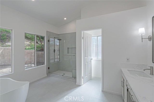 29608 Bright Spot Road, Highland CA: https://media.crmls.org/medias/483d0be8-81a1-4f97-94fa-56686791cf43.jpg