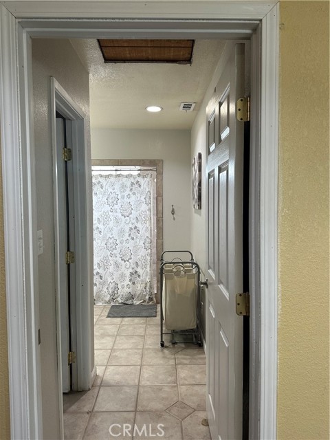 2311 Volya Court, Colton CA: https://media.crmls.org/medias/483d2884-8fbf-4643-a1dc-399ceeec2bd2.jpg