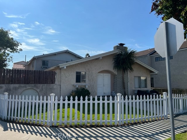 MLS# OC23136325