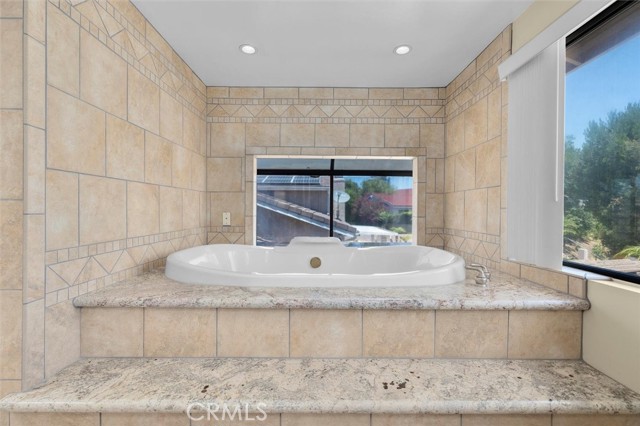 Detail Gallery Image 22 of 53 For 26826 Rolling Vista Dr, Lomita,  CA 90717 - 5 Beds | 3 Baths
