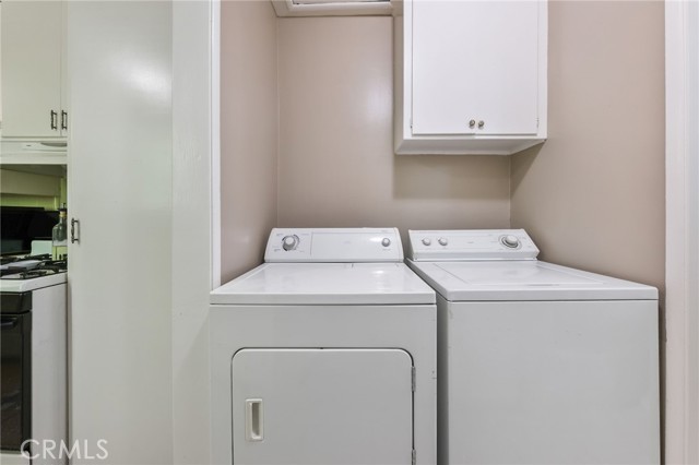 251 E Center Street, Covina CA: https://media.crmls.org/medias/483f0449-cb96-407b-8d18-e5e89d1fcabd.jpg