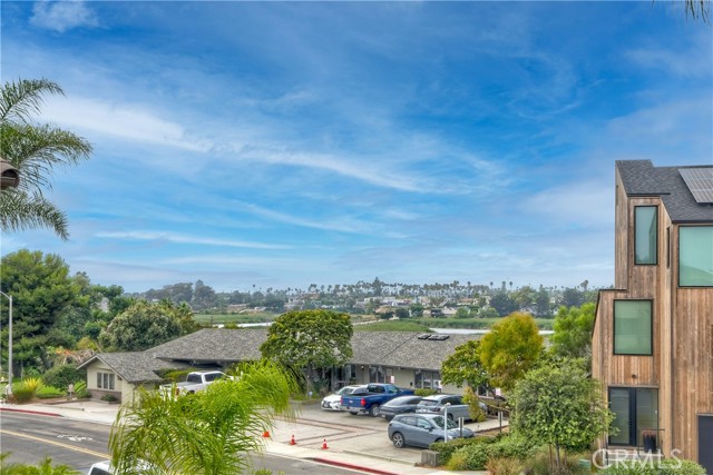 Detail Gallery Image 15 of 64 For 543 Laguna Dr, Carlsbad,  CA 92008 - 2 Beds | 2/1 Baths