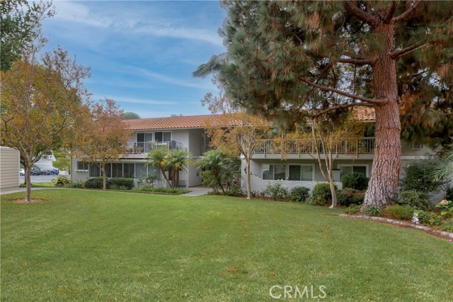 Image 3 for 813 Via Alhambra #B, Laguna Woods, CA 92637