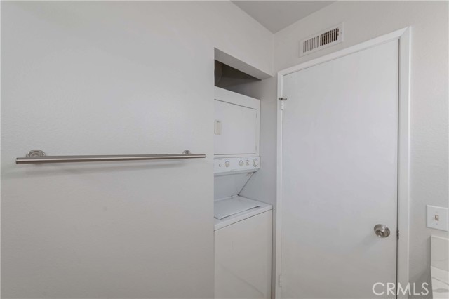 Detail Gallery Image 14 of 21 For 7731 Moordale Cir #214,  Stanton,  CA 90680 - 2 Beds | 2 Baths