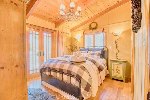 5475 Acorn Trail, Wrightwood CA: https://media.crmls.org/medias/4841916d-c18a-41f0-90d1-b54897514489.jpg