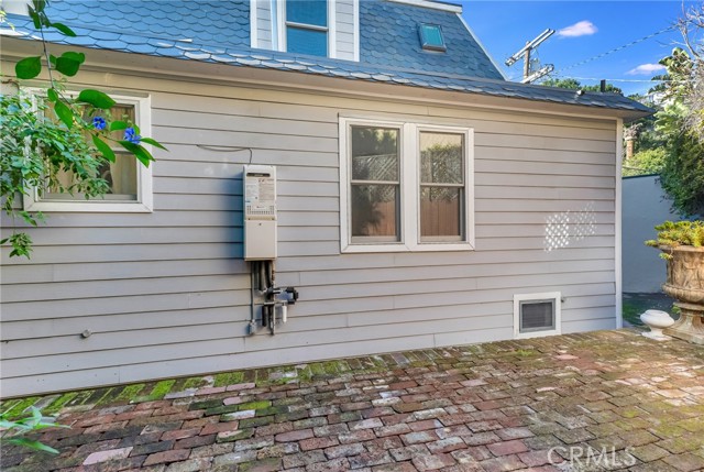 Detail Gallery Image 32 of 36 For 6117 Glen Holly St, Los Angeles,  CA 90068 - 2 Beds | 2 Baths