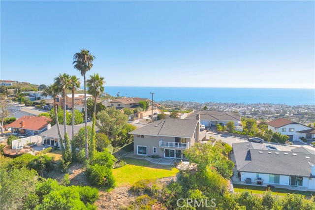 405 Avenida Salvador, San Clemente CA: https://media.crmls.org/medias/48432988-9680-4569-b46f-9c160c6dc558.jpg