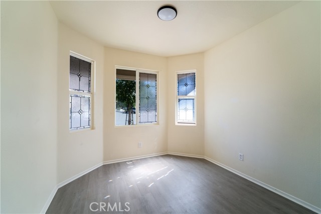 Detail Gallery Image 12 of 41 For 3294 Treehouse, Perris,  CA 92571 - 4 Beds | 3 Baths