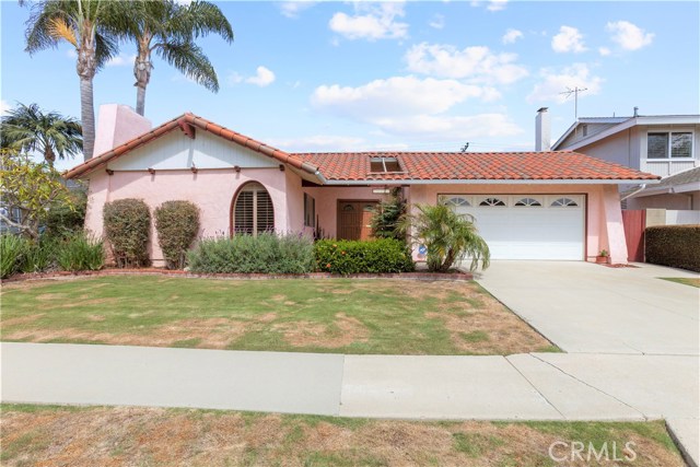 16362 Woodstock Ln, Huntington Beach, CA 92647