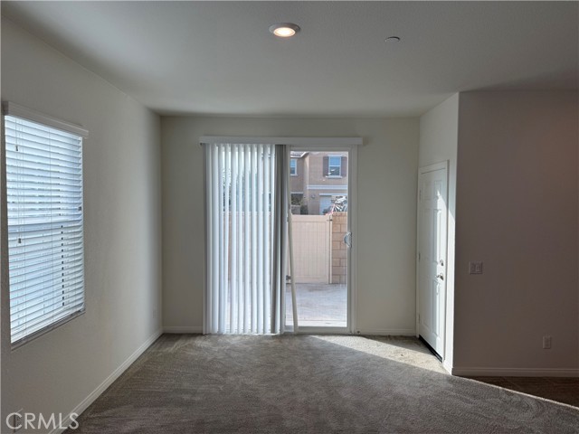 Detail Gallery Image 9 of 18 For 4751 S Java Paseo, Ontario,  CA 91762 - 4 Beds | 2/1 Baths