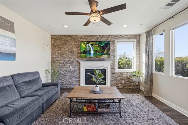 Detail Gallery Image 17 of 74 For 28417 Steel, Valencia,  CA 91354 - 6 Beds | 6 Baths