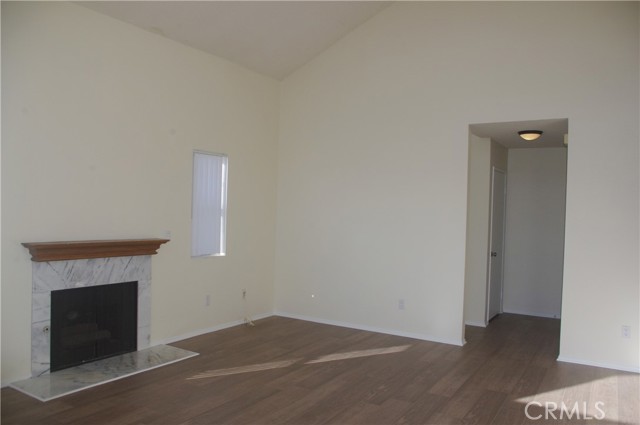 Detail Gallery Image 6 of 34 For 421 S Flower Ave a,  Brea,  CA 92821 - 3 Beds | 2/1 Baths