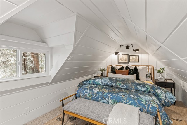 1149 Scenic Way, Rimforest CA: https://media.crmls.org/medias/4845e64b-8a5d-4544-bc23-3c5803eaf8c3.jpg