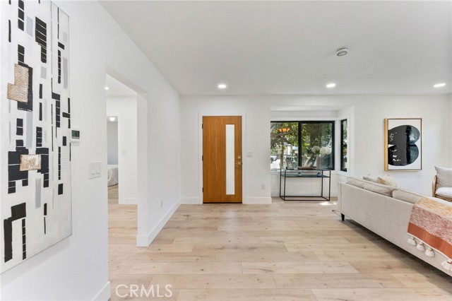 Detail Gallery Image 11 of 49 For 57 S Grand Oaks Ave, Pasadena,  CA 91107 - 3 Beds | 2 Baths